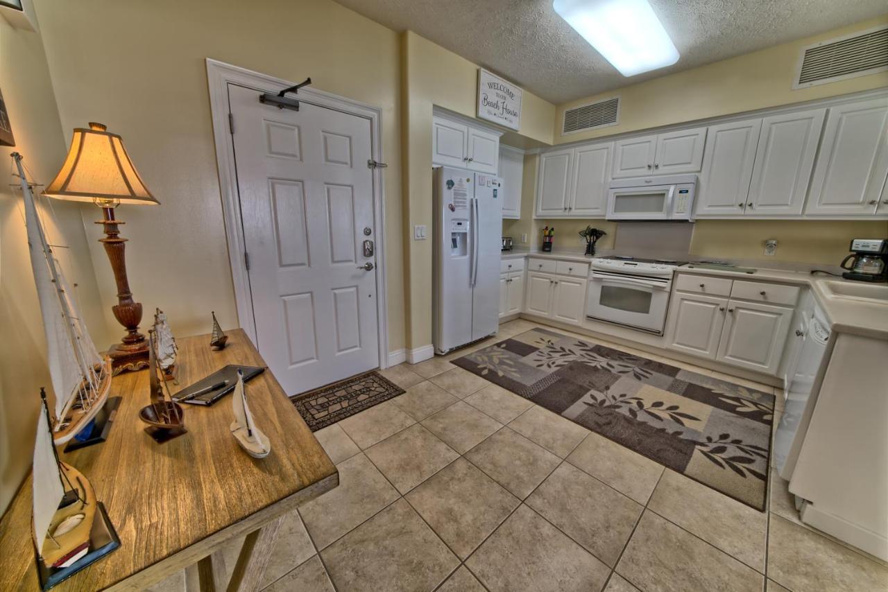 Roomy With Pool And Access - Unit 0502 Panama City Beach