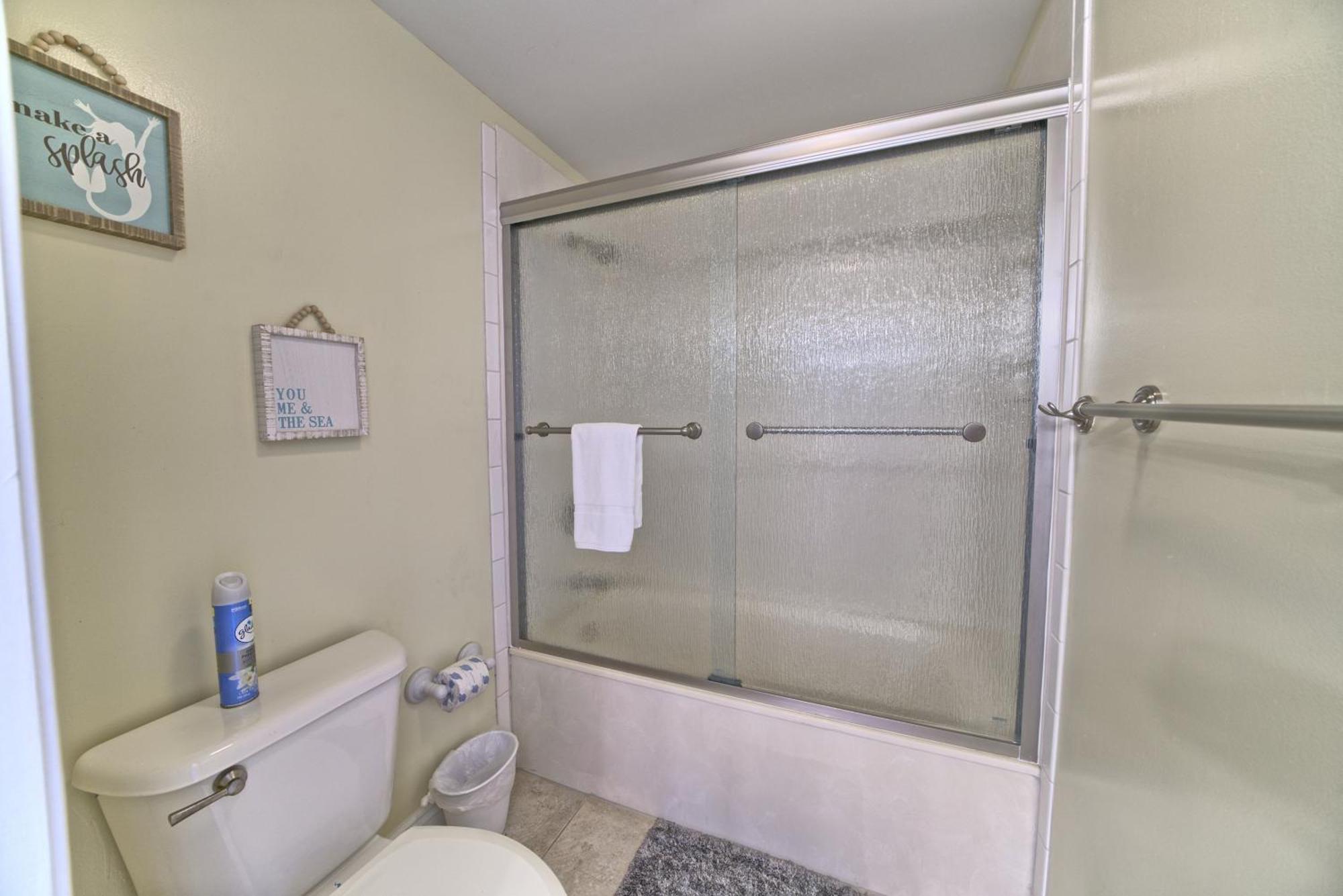Roomy With Pool And Access - Unit 0502 Apartment Panama City Beach