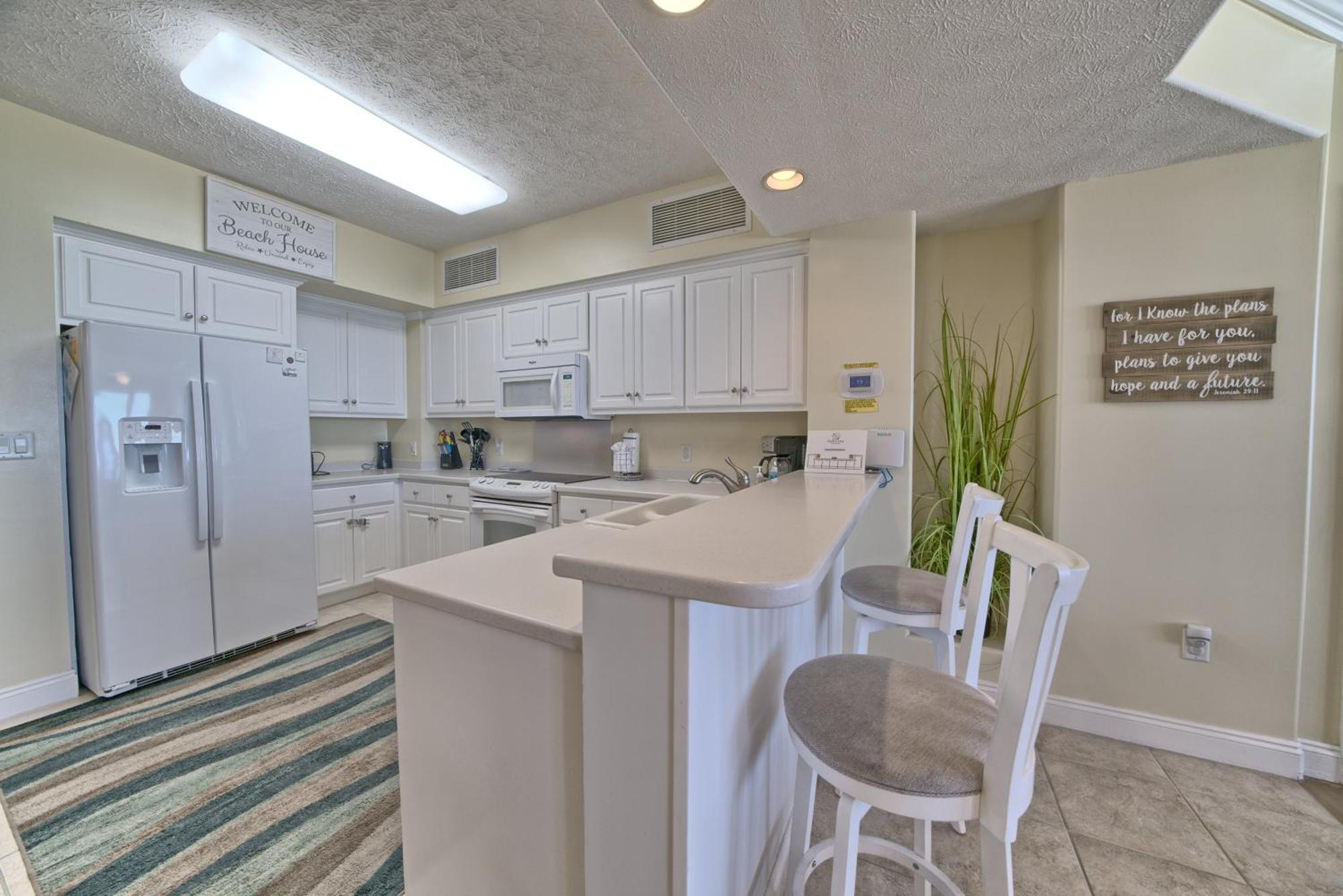 Roomy With Pool And Access - Unit 0502 * Panama City Beach